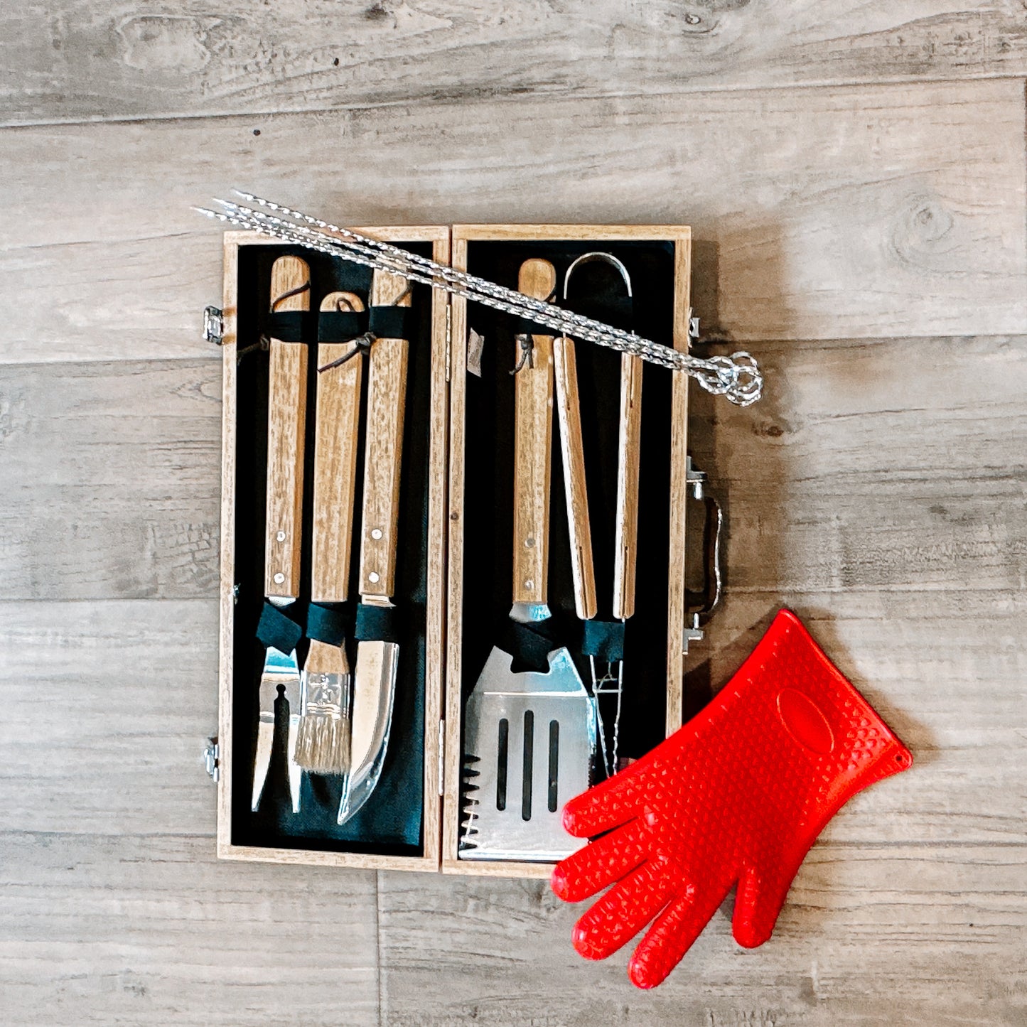 Personalized BBQ Grill Tool Set in Engraved Bamboo Case – Custom Name Gift for Men, Dad, or Grill Master